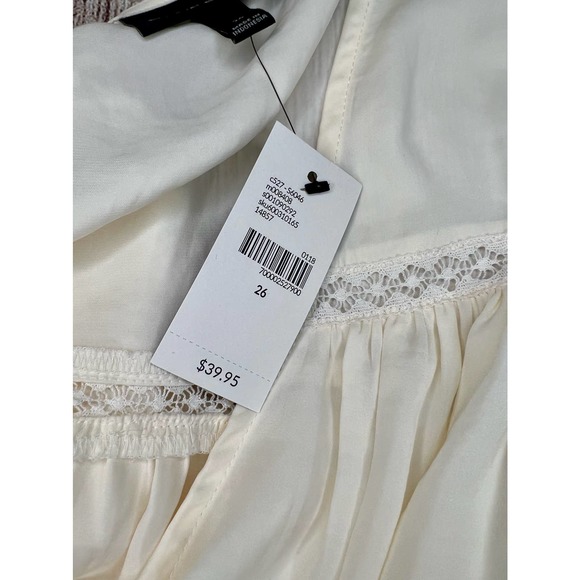 Lane Bryant cream sleeveless top NWT size 26 - Picture 5 of 6